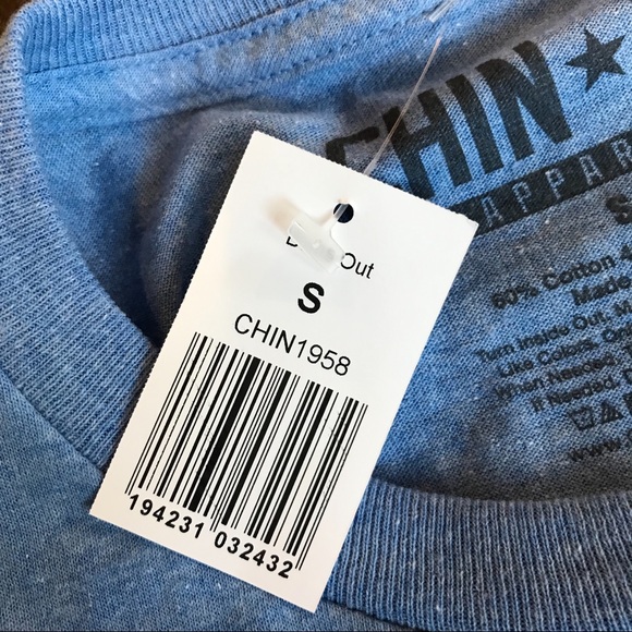 🆕 SUNS OUT BUNS OUT T-Shirt - Picture 6 of 6